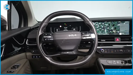 KIA CARNIVAL GASOLINE 7-SEATER GRAVITY