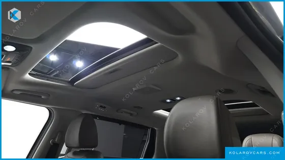 KIA CARNIVAL GASOLINE 7-SEATER GRAVITY
