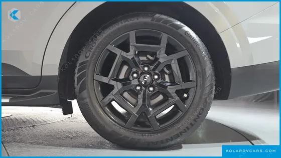 KIA CARNIVAL GASOLINE 7-SEATER GRAVITY
