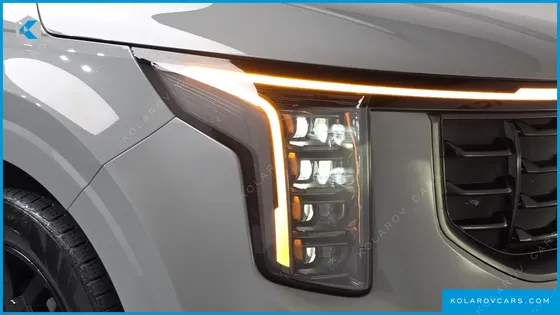 KIA CARNIVAL GASOLINE 7-SEATER GRAVITY