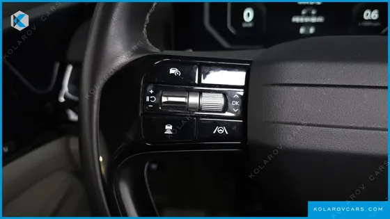 KIA CARNIVAL GASOLINE 7-SEATER GRAVITY