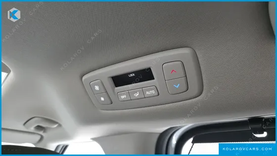 KIA CARNIVAL GASOLINE 7-SEATER GRAVITY