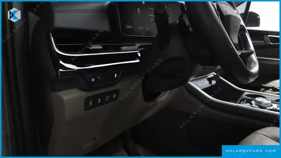 KIA CARNIVAL GASOLINE 7-SEATER GRAVITY