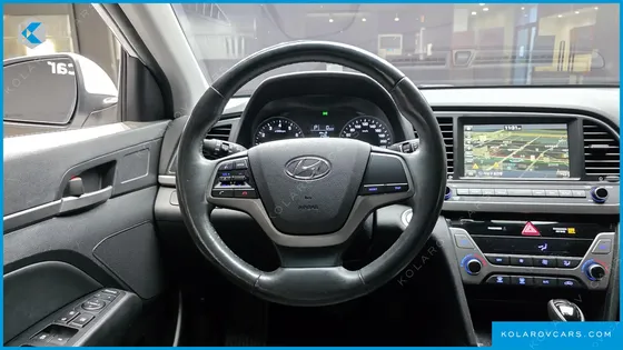 HYUNDAI ELANTRA (AVANTE) 1.6 GDI SMART
