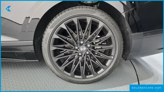 HYUNDAI GRANDEUR CALLIGRAPHY