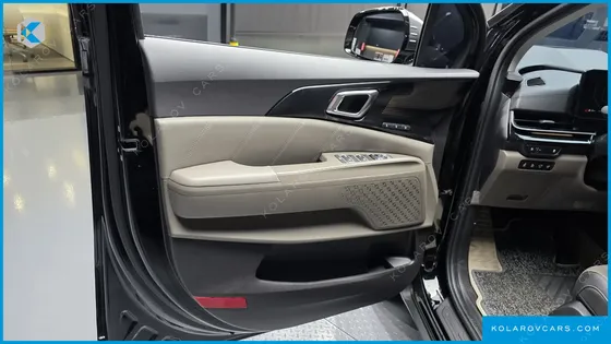 KIA CARNIVAL HEV 9SEATER GRAVITY