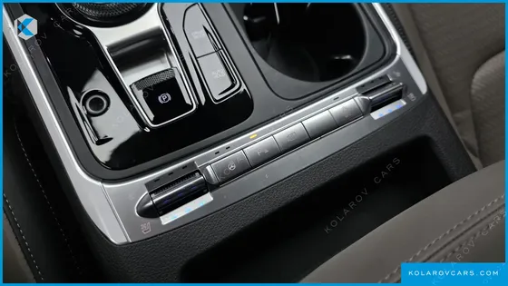 KIA CARNIVAL HEV 9SEATER GRAVITY