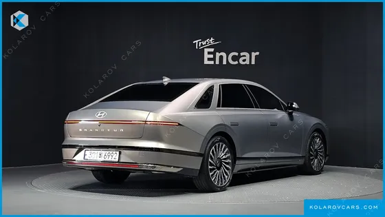 HYUNDAI GRANDEUR CALLIGRAPHY