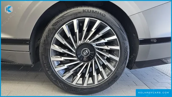 HYUNDAI GRANDEUR CALLIGRAPHY