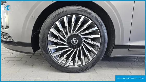 HYUNDAI GRANDEUR CALLIGRAPHY