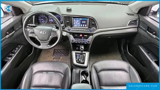 HYUNDAI ELANTRA (AVANTE) 1.6 GDI SMART