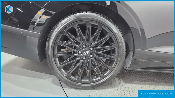 HYUNDAI GRANDEUR 3,5 GASOLINE 4WD