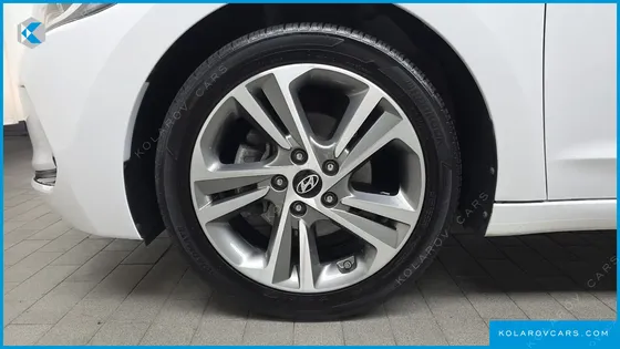 HYUNDAI ELANTRA (AVANTE) 1.6 GDI VALUE PLUS