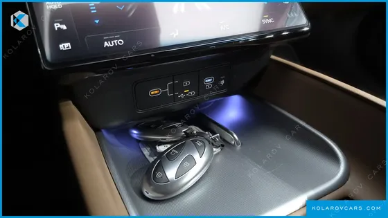 HYUNDAI GRANDEUR 2,5 GASOLINE 2WD