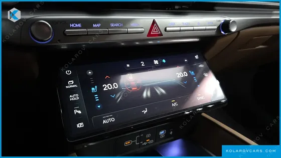 HYUNDAI GRANDEUR 2,5 GASOLINE 2WD
