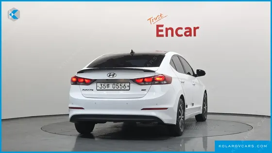 HYUNDAI ELANTRA (AVANTE) 1.6 GDI SMART