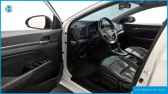 HYUNDAI ELANTRA (AVANTE) 1.6 GDI SMART