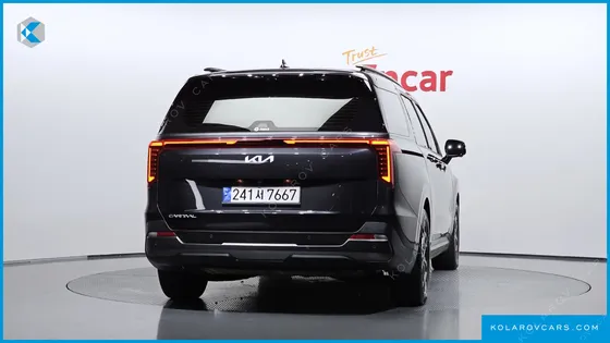 KIA CARNIVAL GASOLINE 9-SEATER GRAVITY