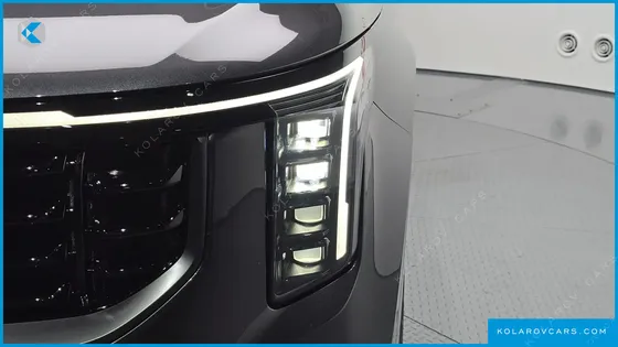 KIA CARNIVAL GASOLINE 9-SEATER GRAVITY