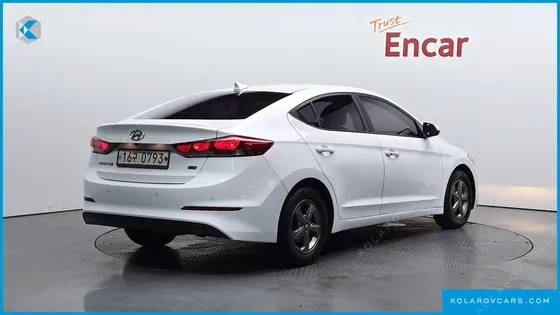HYUNDAI ELANTRA (AVANTE) 1.6 GDI SMART