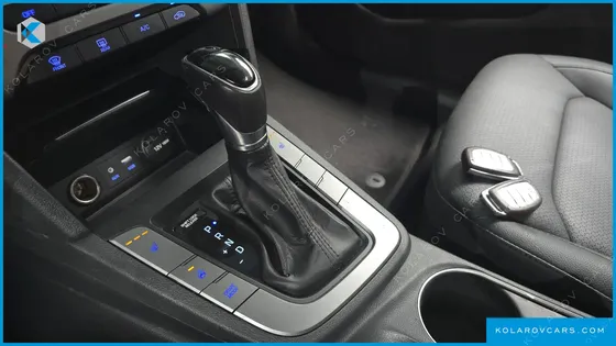 HYUNDAI ELANTRA (AVANTE) 1.6 GDI SMART
