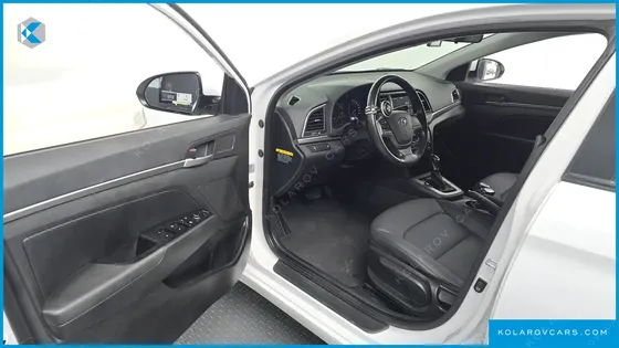 HYUNDAI ELANTRA (AVANTE) 1.6 GDI SMART