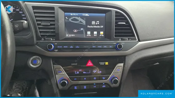 HYUNDAI ELANTRA (AVANTE) 1.6 GDI SMART