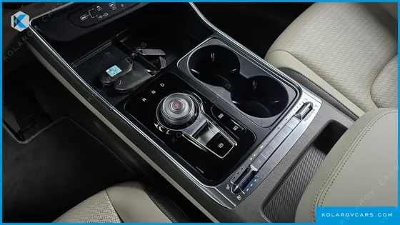 KIA CARNIVAL DIESEL 9-SEATER SIGNATURE