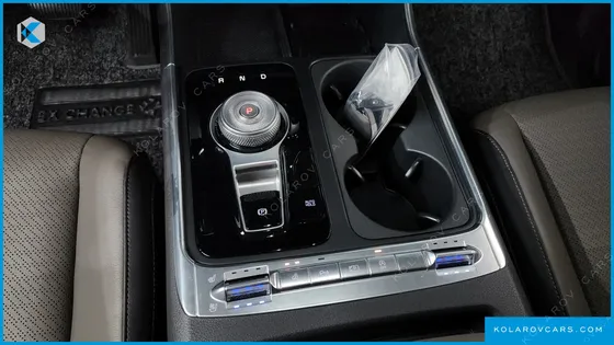 KIA CARNIVAL DIESEL 9-SEATER SIGNATURE