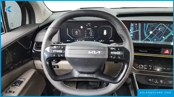 KIA CARNIVAL DIESEL 9-SEATER SIGNATURE