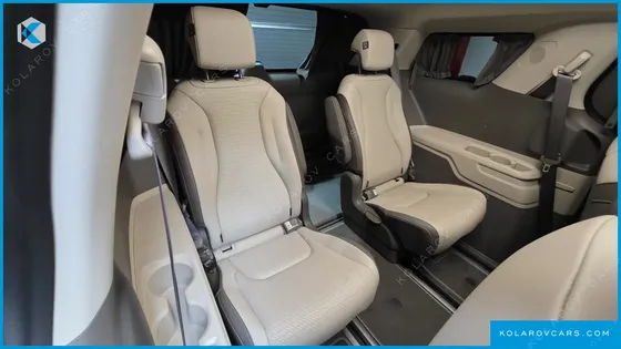 KIA CARNIVAL HEV 9-SEATER HI-LIMOUSINE