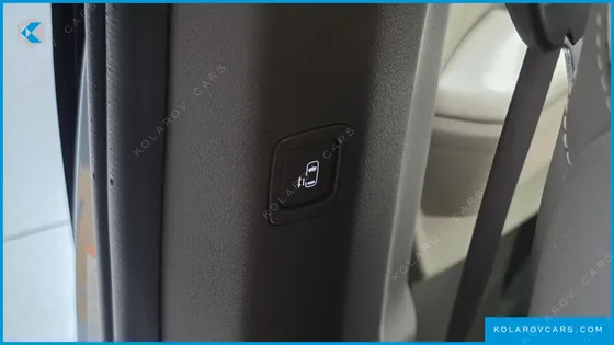 KIA CARNIVAL HEV 9-SEATER HI-LIMOUSINE