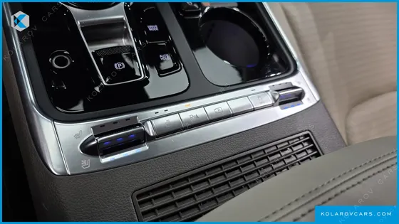 KIA CARNIVAL HEV 9-SEATER HI-LIMOUSINE