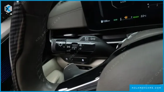 KIA CARNIVAL HEV 9-SEATER HI-LIMOUSINE