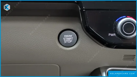 KIA CARNIVAL HEV 9-SEATER HI-LIMOUSINE