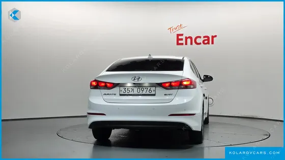 HYUNDAI ELANTRA (AVANTE) 1.6 E-VGT SMART