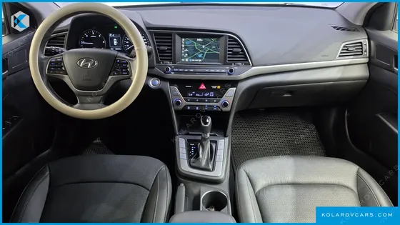 HYUNDAI ELANTRA (AVANTE) 1.6 E-VGT SMART