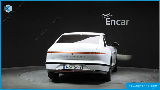 HYUNDAI GRANDEUR CALLIGRAPHY