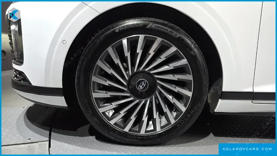 HYUNDAI GRANDEUR CALLIGRAPHY