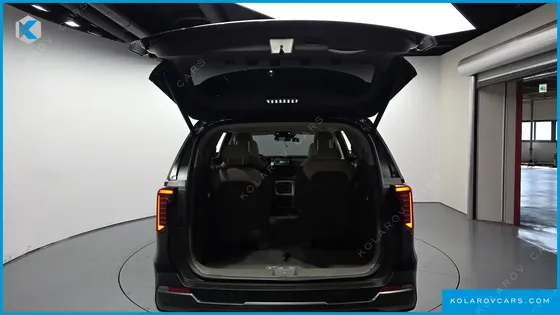 KIA CARNIVAL HEV 9 SEATER X LINE