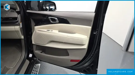 KIA CARNIVAL HEV 9 SEATER X LINE