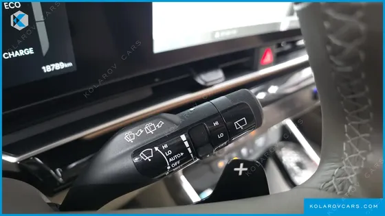 KIA CARNIVAL HEV 9 SEATER X LINE