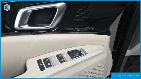 KIA CARNIVAL HEV 9 SEATER X LINE
