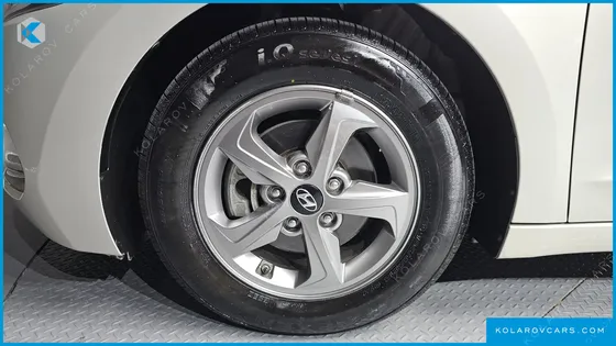 HYUNDAI ELANTRA (AVANTE) 1.6 GDI SMART