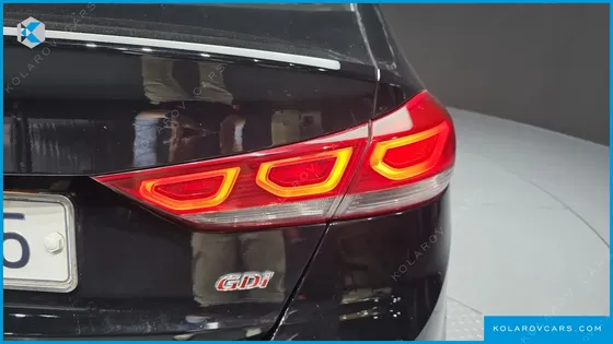 HYUNDAI ELANTRA (AVANTE) 1.6 GDI MODERN