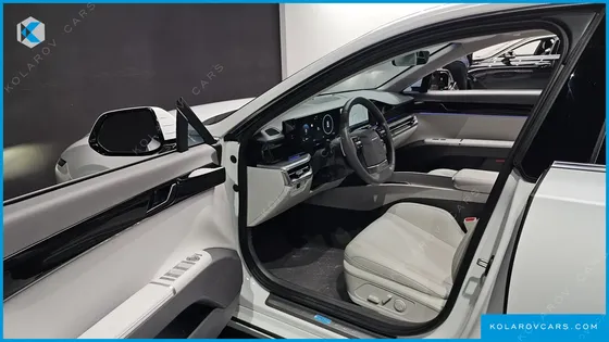 HYUNDAI GRANDEUR 2,5 GASOLINE 2WD