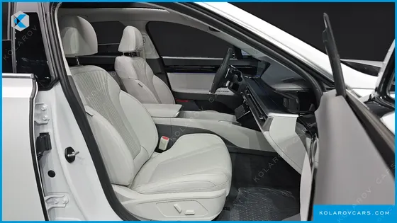 HYUNDAI GRANDEUR 2,5 GASOLINE 2WD