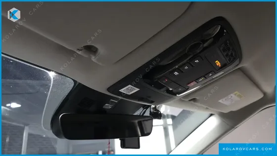 KIA CARNIVAL HEV 7SEATER NOBLESS