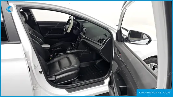 HYUNDAI ELANTRA (AVANTE) 1.6 GDI VALUE PLUS