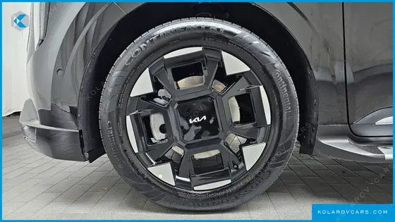 KIA CARNIVAL HEV 9SEATER SIGNATURE